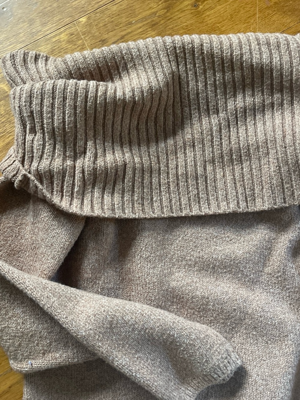 Old Navy Ribbed Fold-Neck Sweater in Camel